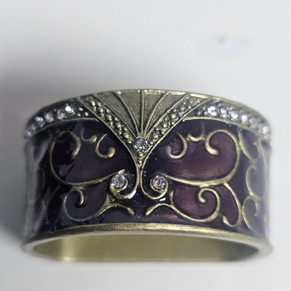 Bombay Set of 4 Ornate Motif Napkin Rings with Gem Accents - Picture 3 of 5